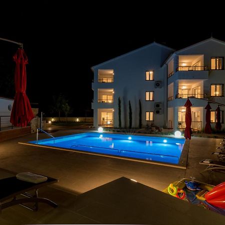 Villa Anja 2Nd Floor Перой Экстерьер фото