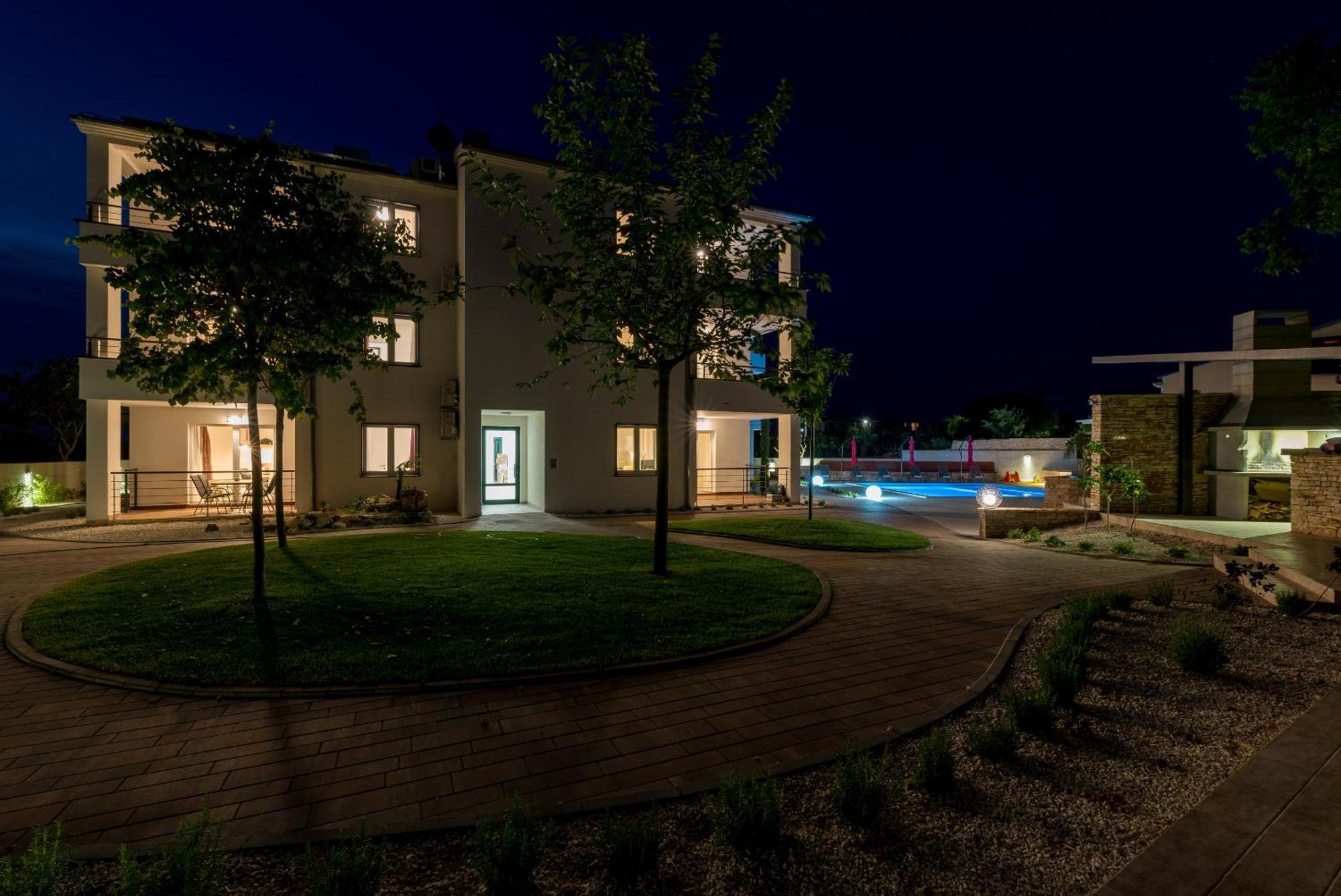 Villa Anja 2Nd Floor Перой Экстерьер фото