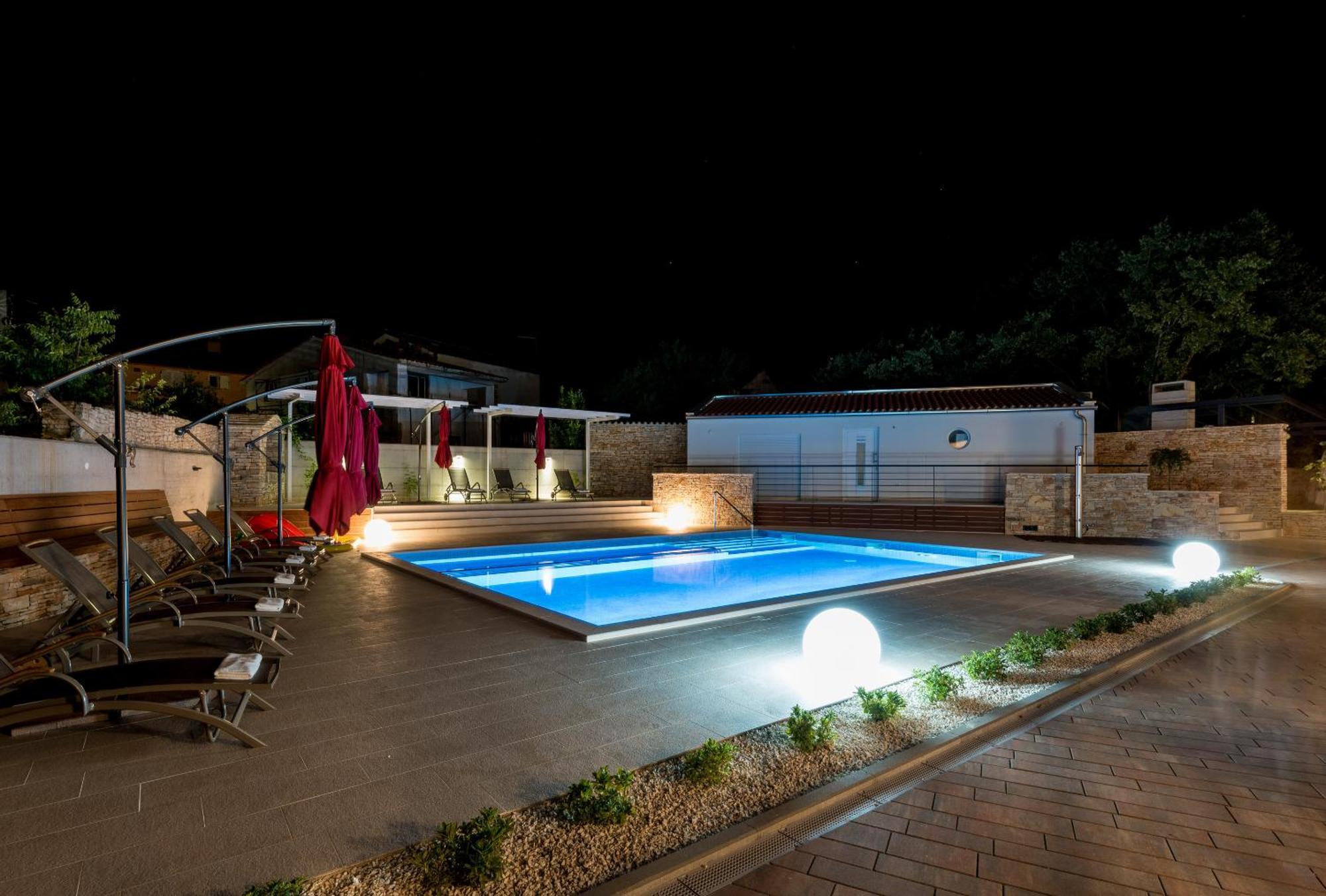 Villa Anja 2Nd Floor Перой Экстерьер фото