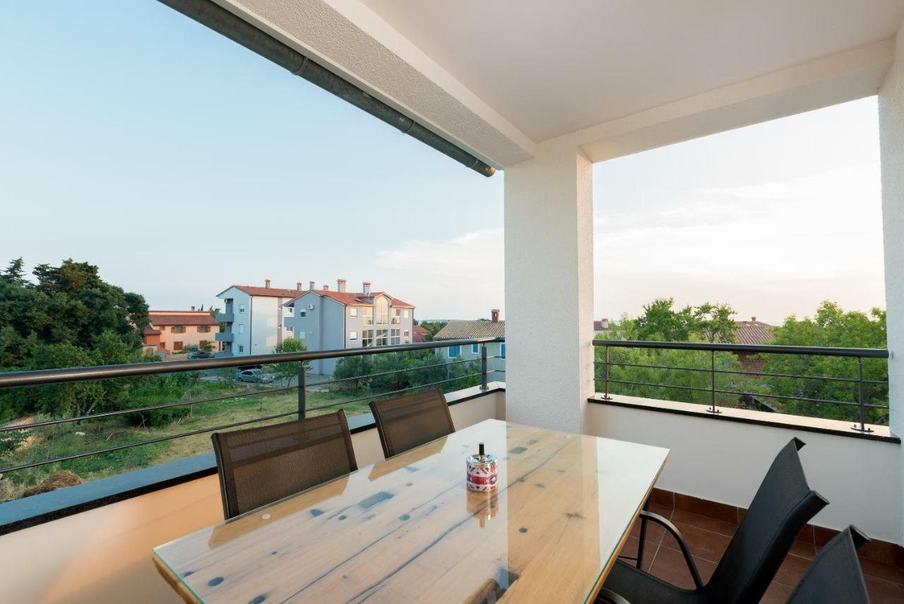 Villa Anja 2Nd Floor Перой Экстерьер фото