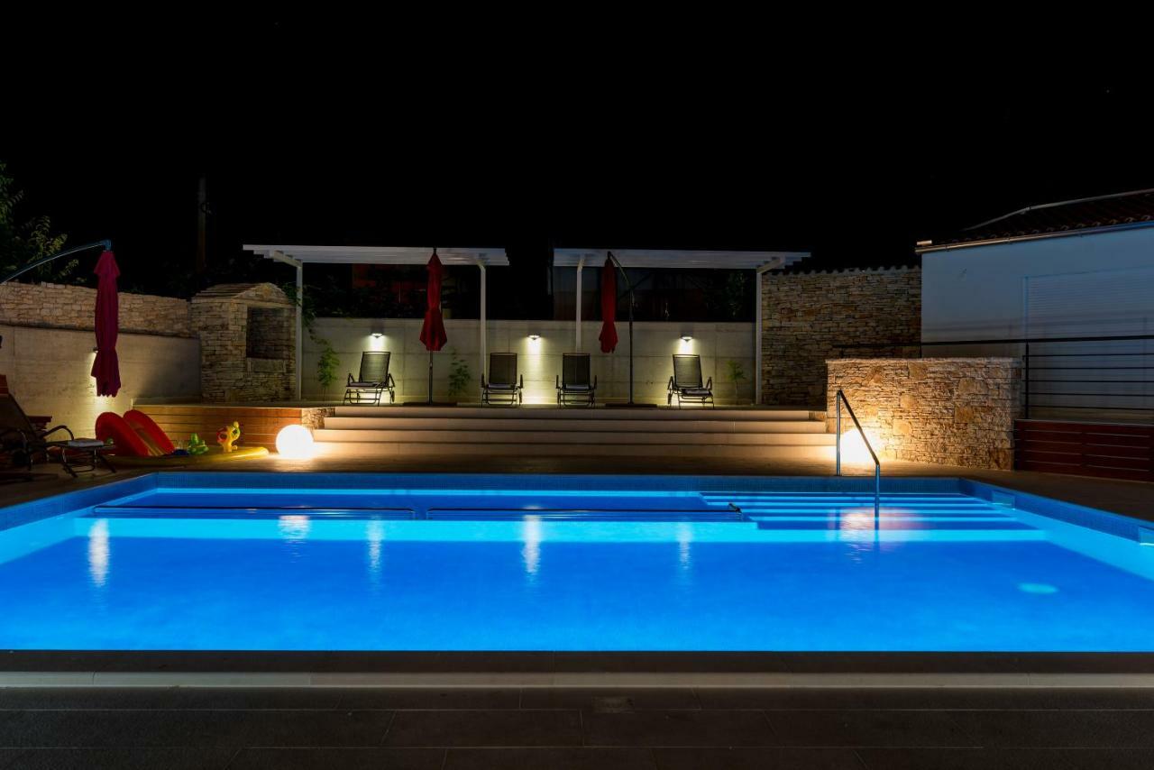 Villa Anja 2Nd Floor Перой Экстерьер фото