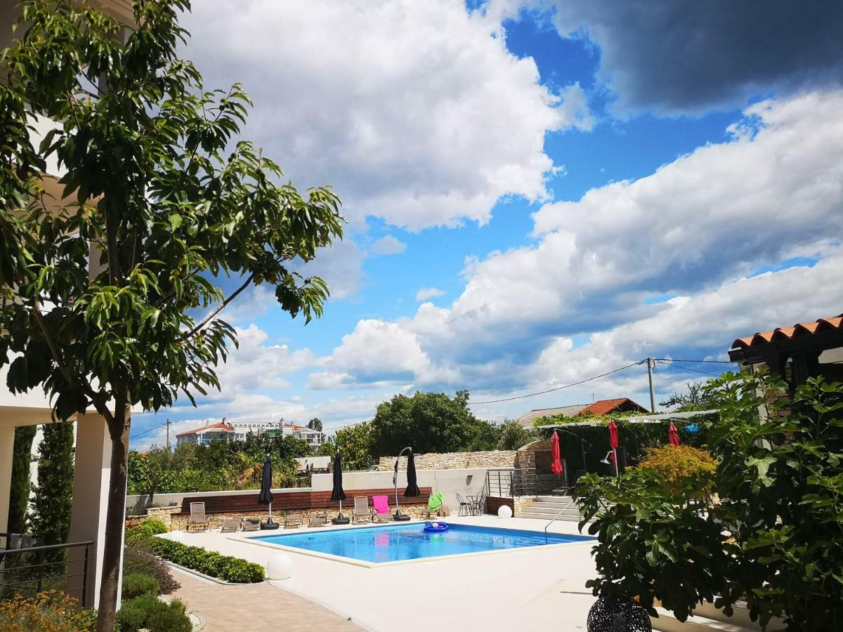 Villa Anja 2Nd Floor Перой Экстерьер фото