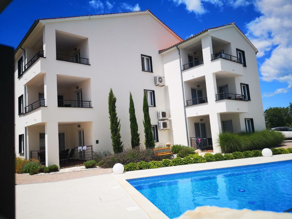 Villa Anja 2Nd Floor Перой Экстерьер фото