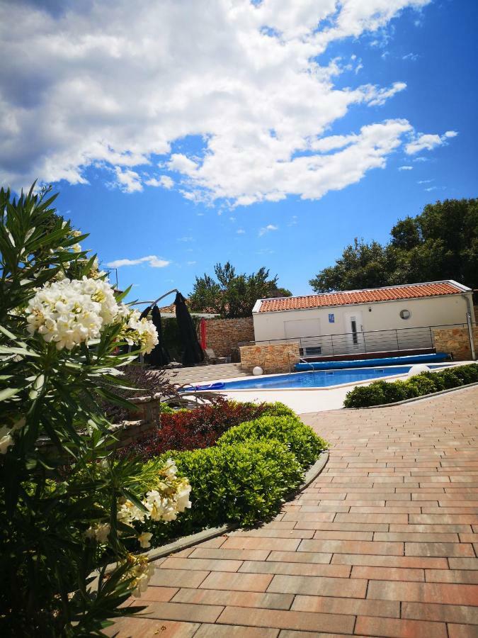 Villa Anja 2Nd Floor Перой Экстерьер фото